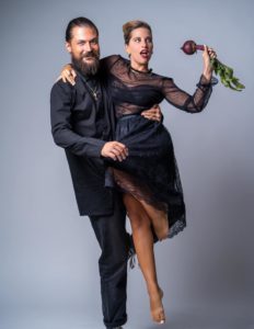 4 (2)